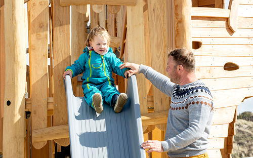 Vejers Strand Camping Pladsen Faciliteter Legeplads Rutsjebane